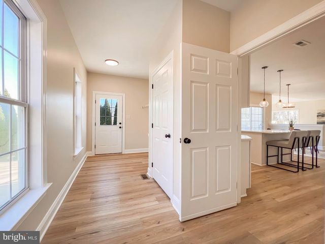 1400 N LIMEKILN PIKE, Chalfont, PA 18914