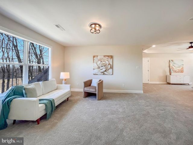 1400 N LIMEKILN PIKE, Chalfont, PA 18914