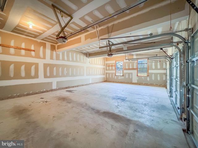 1400 N LIMEKILN PIKE, Chalfont, PA 18914