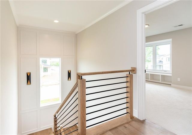 18616 Reinhardt Street, Overland Park, KS 66085