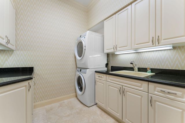 1155 Lake House Drive, North Palm Beach, FL 33408