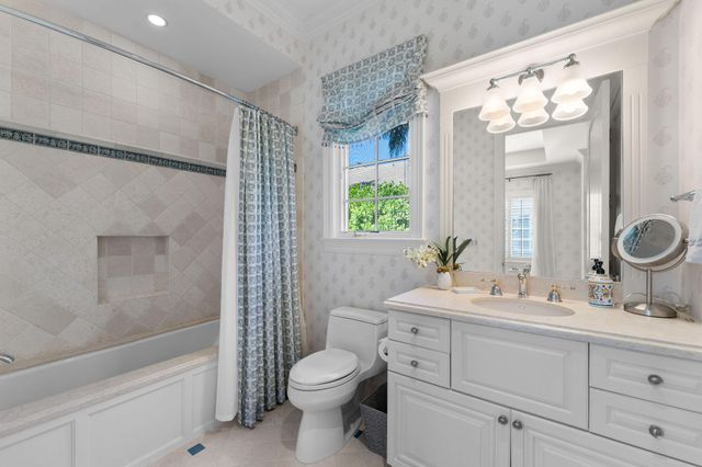 1155 Lake House Drive, North Palm Beach, FL 33408