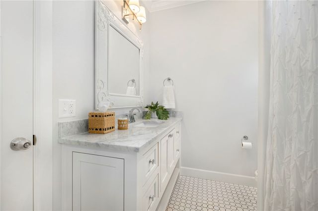 970 N Eastwood Drive, Fayetteville, AR 72701