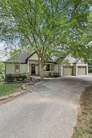 970 N Eastwood Drive, Fayetteville, AR 72701