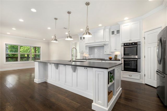 970 N Eastwood Drive, Fayetteville, AR 72701