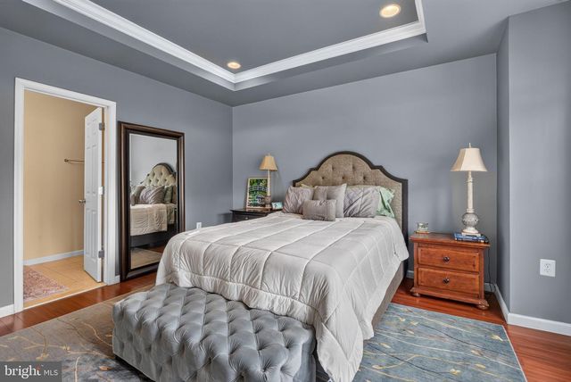 4292 SOUTH CAPITOL TER SW, Washington, DC 20032