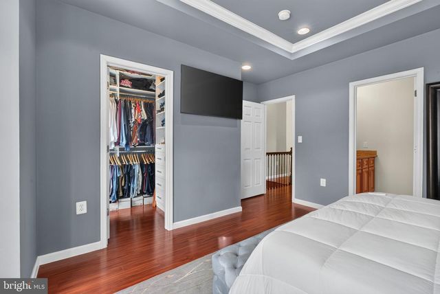 4292 SOUTH CAPITOL TER SW, Washington, DC 20032