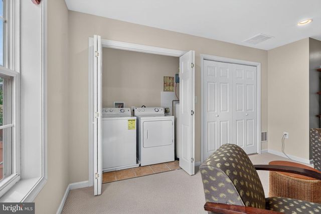 4292 SOUTH CAPITOL TER SW, Washington, DC 20032