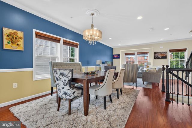 4292 SOUTH CAPITOL TER SW, Washington, DC 20032