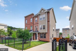 4292 SOUTH CAPITOL TER SW, Washington, DC 20032
