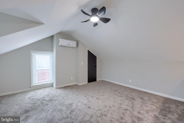 662 WALNUT ST, Columbia, PA 17512