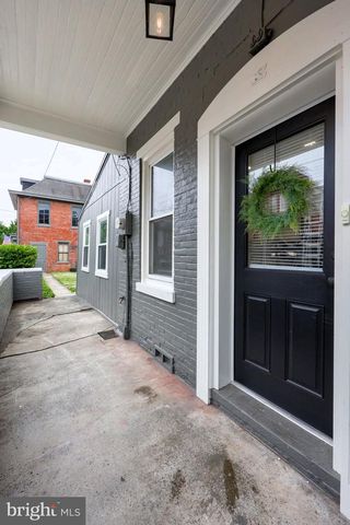 662 WALNUT ST, Columbia, PA 17512