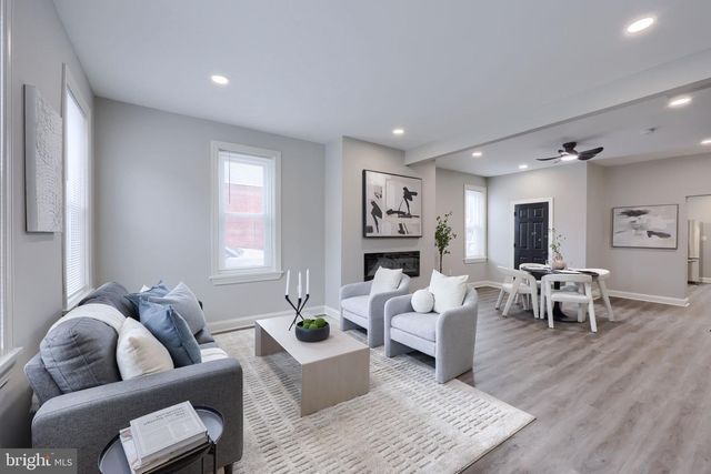 662 WALNUT ST, Columbia, PA 17512