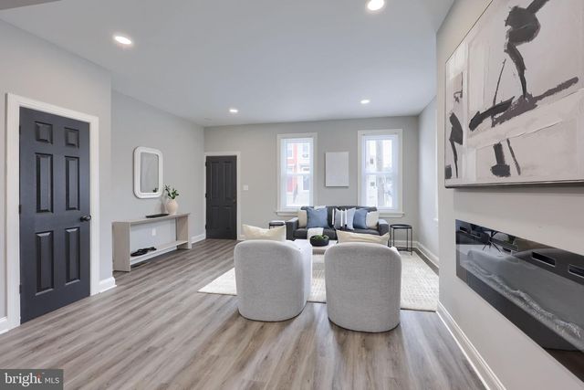 662 WALNUT ST, Columbia, PA 17512