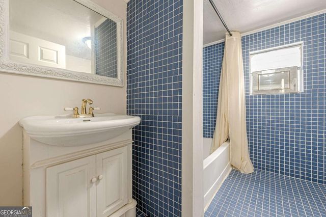 25 Sherwood Lane NW, Cartersville, GA 30120