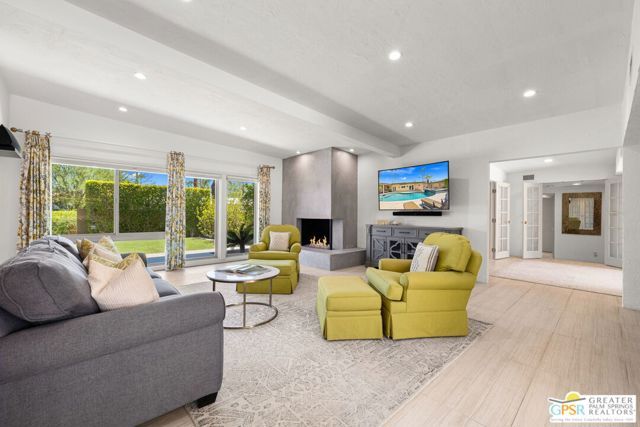 2295 E Park Drive, Palm Springs, CA 92262