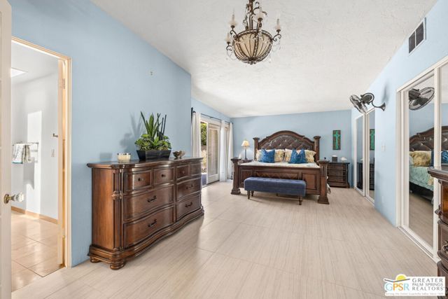 2295 E Park Drive, Palm Springs, CA 92262