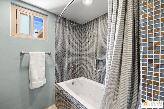 2295 E Park Drive, Palm Springs, CA 92262