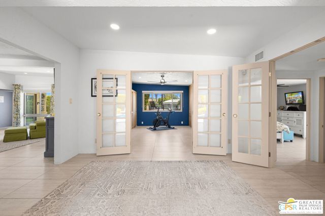 2295 E Park Drive, Palm Springs, CA 92262