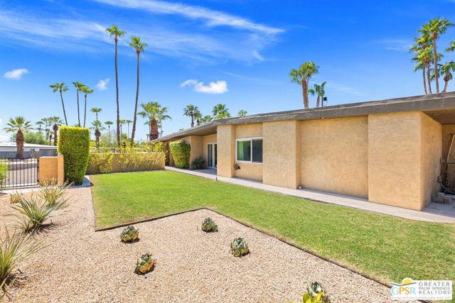 2295 E Park Drive, Palm Springs, CA 92262