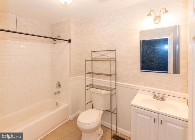 2557 W BALTIMORE ST, Baltimore, MD 21223