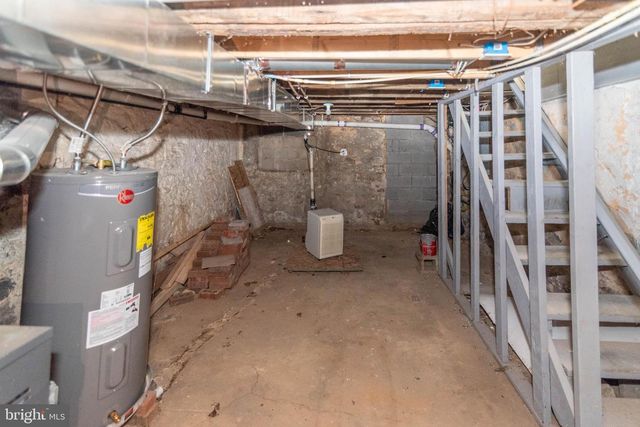 2557 W BALTIMORE ST, Baltimore, MD 21223