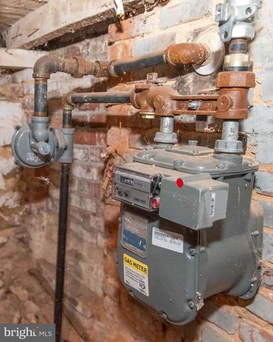 2557 W BALTIMORE ST, Baltimore, MD 21223