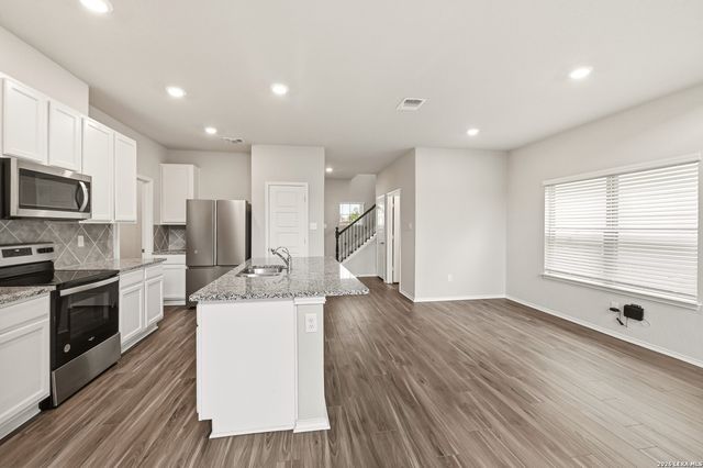 7731 COFFEE ML, San Antonio, TX 78252