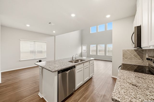 7731 COFFEE ML, San Antonio, TX 78252