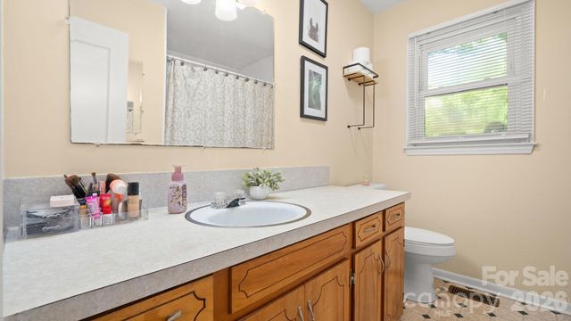 3442 Matthews Indian Trail Road, Matthews, NC 28104