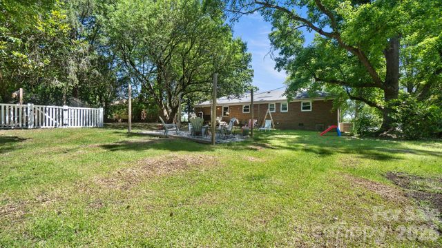 3442 Matthews Indian Trail Road, Matthews, NC 28104