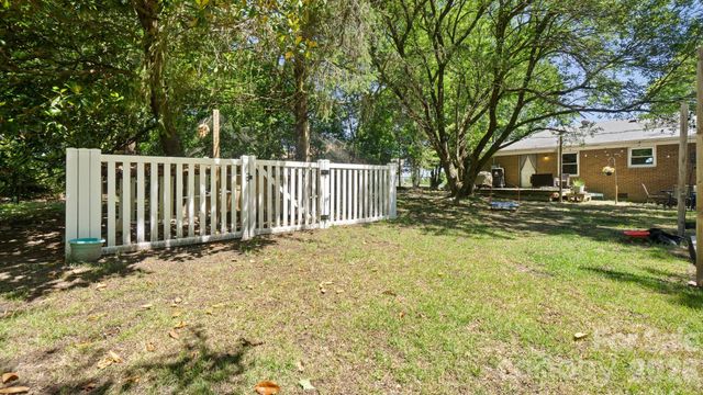 3442 Matthews Indian Trail Road, Matthews, NC 28104