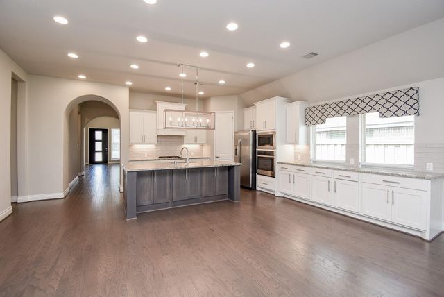 8133 Tyrell Heights Drive, Magnolia, TX 77354