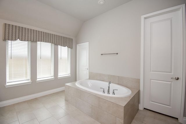 8133 Tyrell Heights Drive, Magnolia, TX 77354