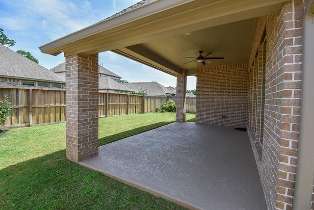 8133 Tyrell Heights Drive, Magnolia, TX 77354