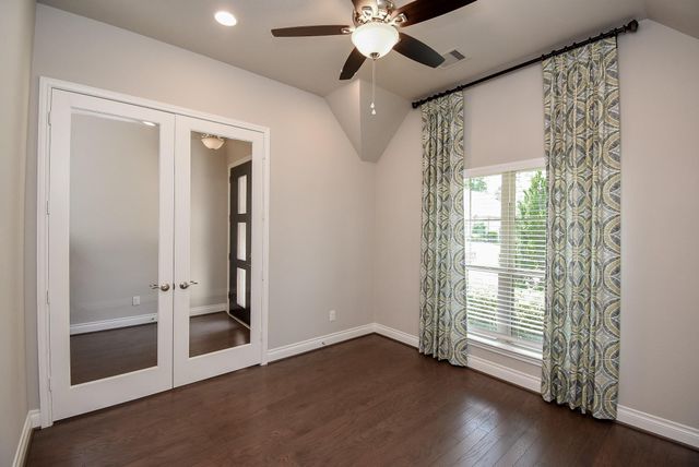 8133 Tyrell Heights Drive, Magnolia, TX 77354