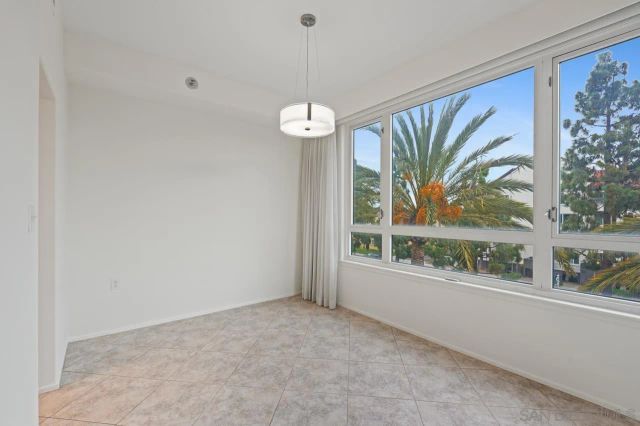 3890 Nobel Dr. 306, San Diego, CA 92122