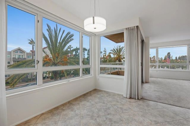 3890 Nobel Dr. 306, San Diego, CA 92122