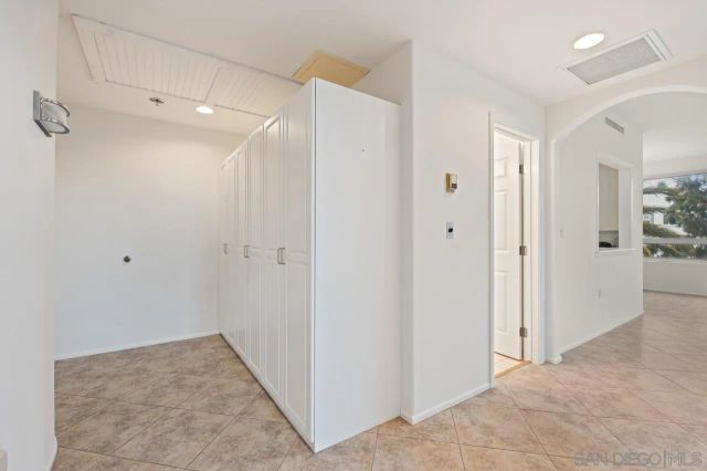 3890 Nobel Dr. 306, San Diego, CA 92122