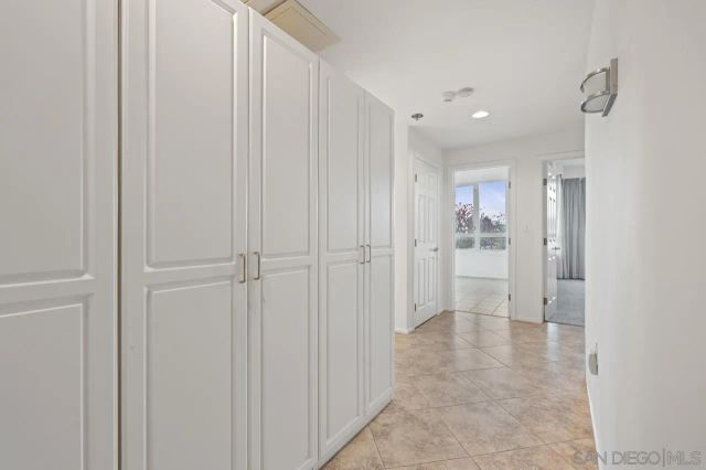 3890 Nobel Dr. 306, San Diego, CA 92122