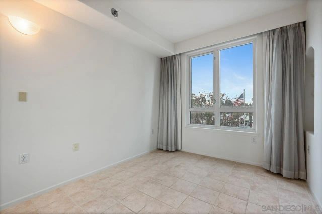 3890 Nobel Dr. 306, San Diego, CA 92122