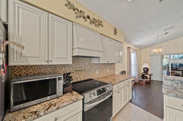 11251 HOLLANDER AVENUE, Hudson, FL 34667