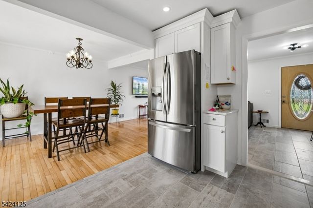 30 Crescent Dr, Hanover Twp., NJ 07981