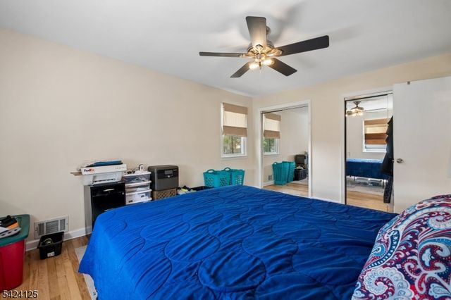 30 Crescent Dr, Hanover Twp., NJ 07981