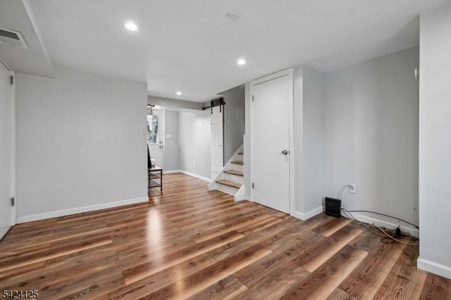 30 Crescent Dr, Hanover Twp., NJ 07981