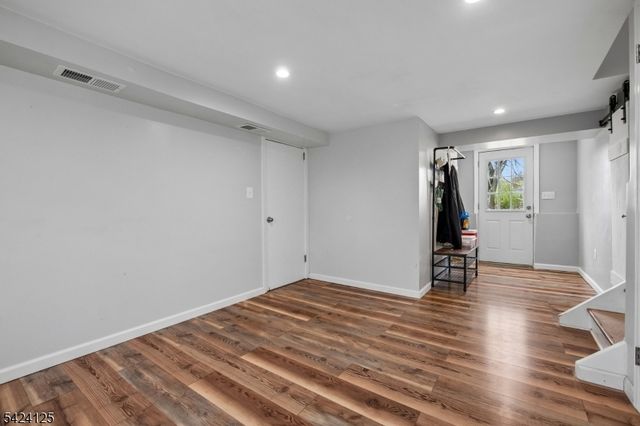 30 Crescent Dr, Hanover Twp., NJ 07981