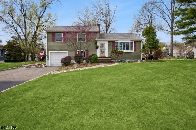 30 Crescent Dr, Hanover Twp., NJ 07981