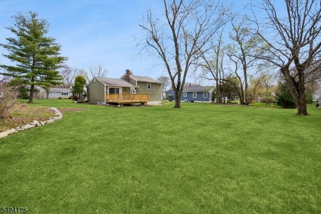 30 Crescent Dr, Hanover Twp., NJ 07981