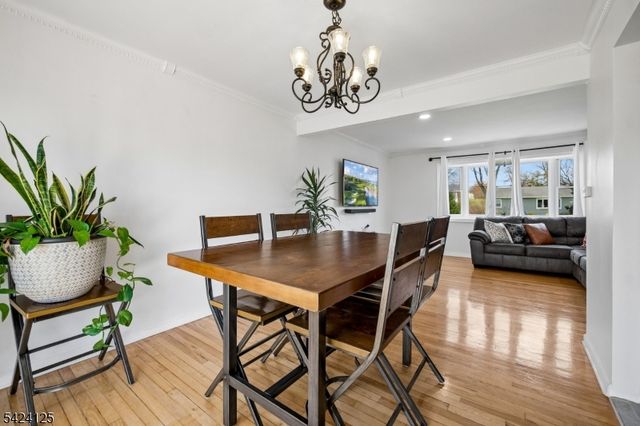 30 Crescent Dr, Hanover Twp., NJ 07981