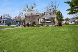 30 Crescent Dr, Hanover Twp., NJ 07981